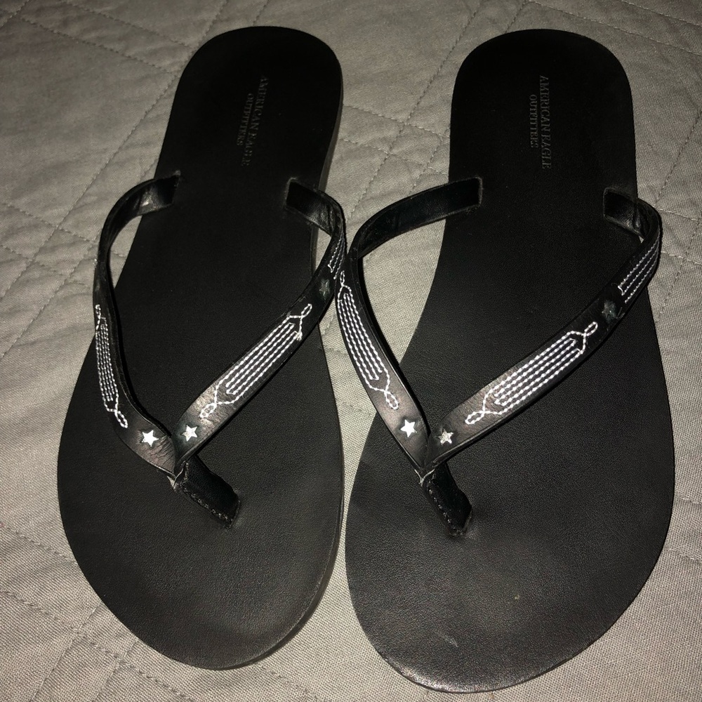 AE black sandals